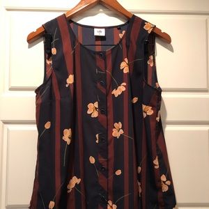 EUC worn once Cabi scroll top medium